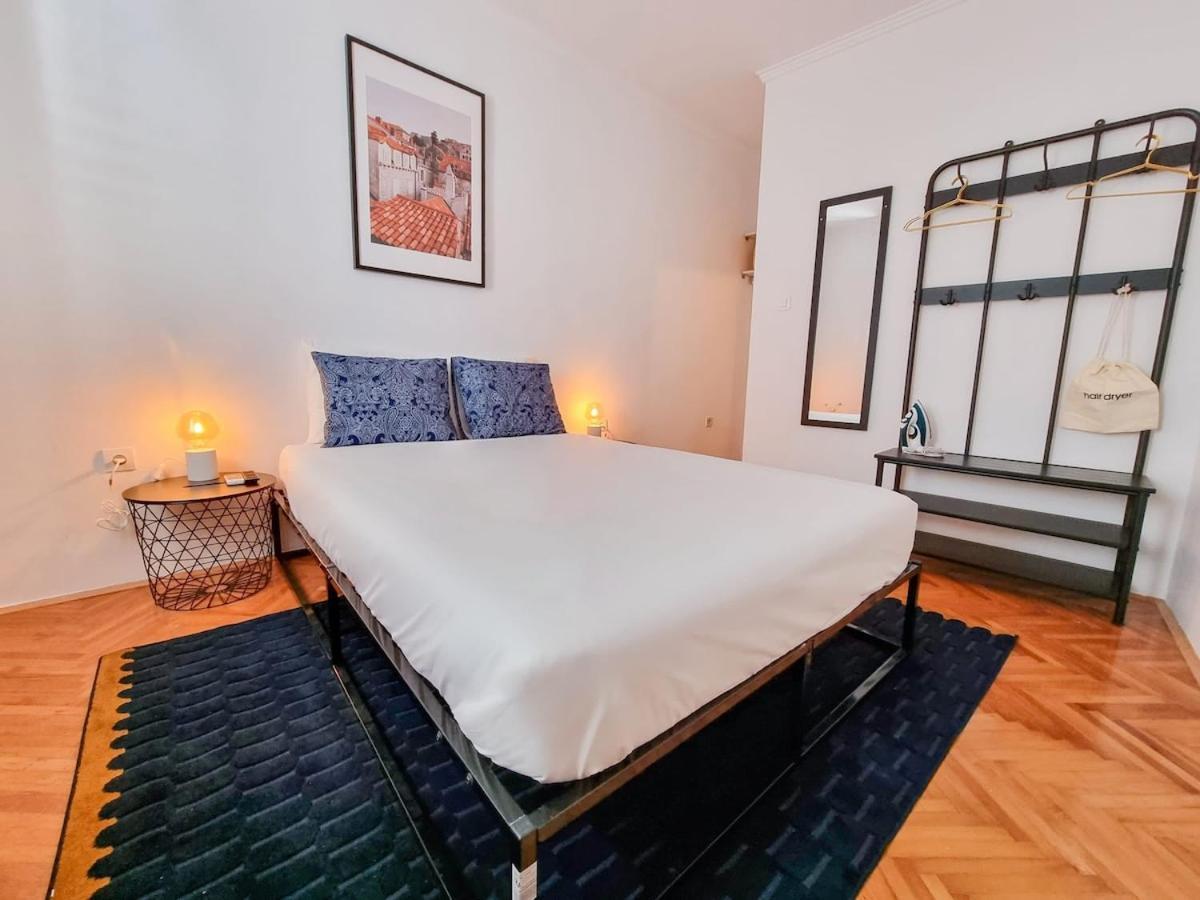 De Spot Guest House - Pile Old Town Gate Дубровник Екстериор снимка